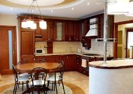 Трехкомнатная квартира, Комсомольская ул. - 250518, мини фото 1