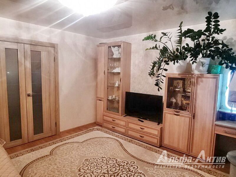 Трехкомнатная квартира,Киевская ул.-250147, фото 1