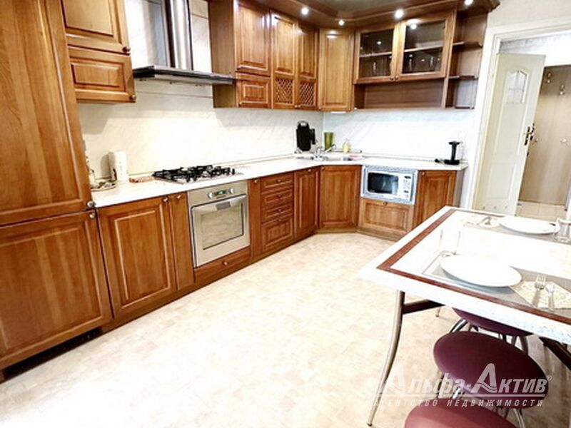 Трехкомнатная квартира, Халтурина ул. - 250530, фото 1